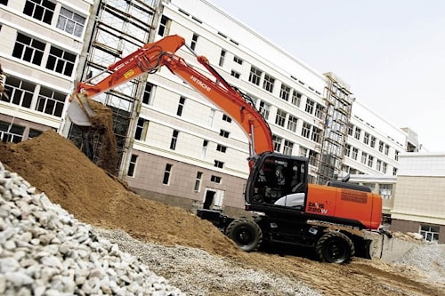 Немецкий подрядчик приобретает колесный экскаватор Hitachi ZX220W-5