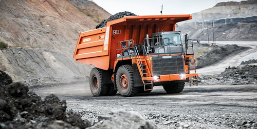 Карьерные самосвалы EH1100-5 на угледобыче в Казахстане