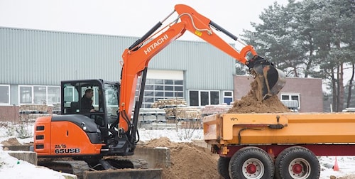 Мини-экскаватор Hitachi ZX65USB-5 на выставке Bauma 2016