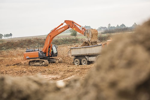 Польский подрядчик требует от Hitachi ZX350LC-6 производительности