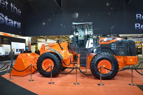 Гибридный колесный погрузчик Hitachi Hybrid ZW220HYB-5