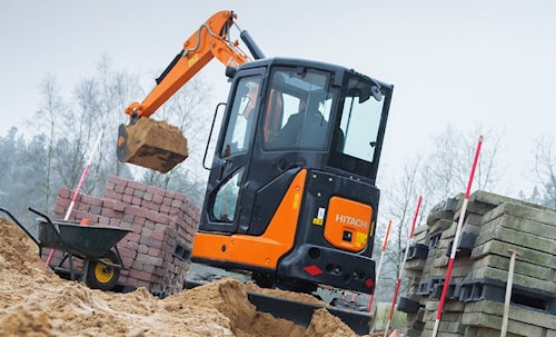 Мини-экскаватор Hitachi ZX30U-3 как важная часть процесса ресайклинга