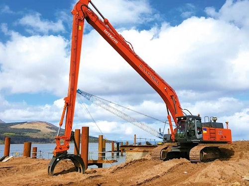 Дноуглубительный экскаватор Hitachi Zaxis 350LC-5