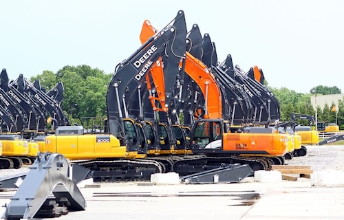 История сотрудничества John Deere и Hitachi