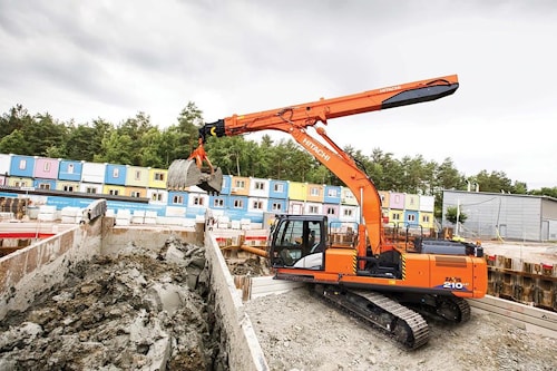 Экскаваторы Hitachi со специфическими рукоятями