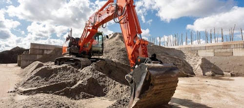 Время безотказной работы при эксплуатации экскаваторов Hitachi ZX160-7 и ZX180-7 значительно больше