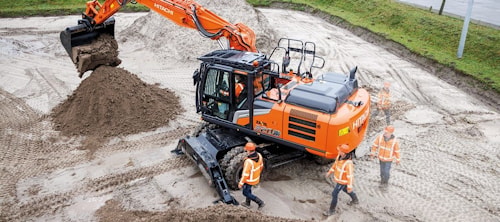 Hitachi представляет самую большую модель в новой линейке колесных экскаваторов Zaxis-7