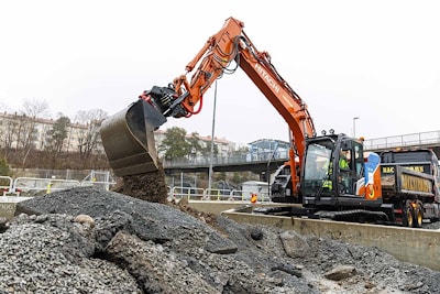 Hitachi Construction Machinery помогает строить лучший Стокгольм