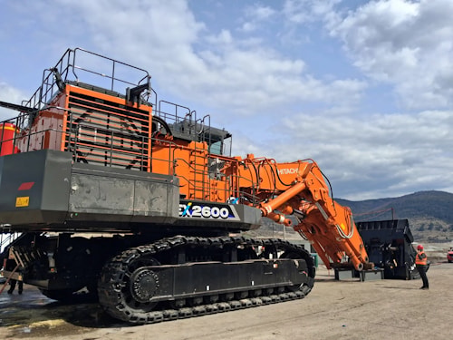 Первый электрический сверхбольшой экскаватор Hitachi в Юго-Восточной Европе