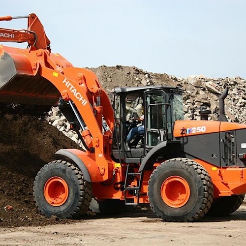 Погрузчик фронтальный колесный Hitachi ZW 250  