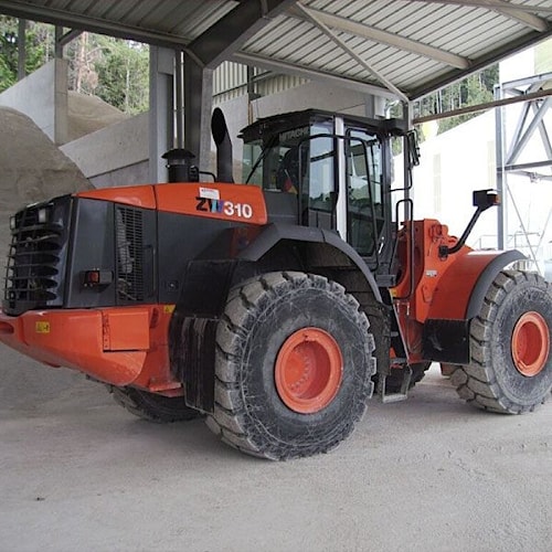 Погрузчик фронтальный колесный Hitachi ZW 310  