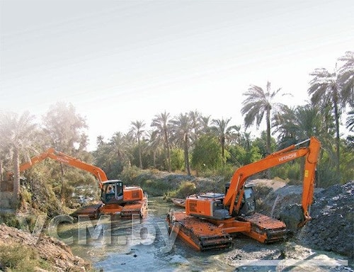 Экскаватор-амфибия Hitachi MA 200   